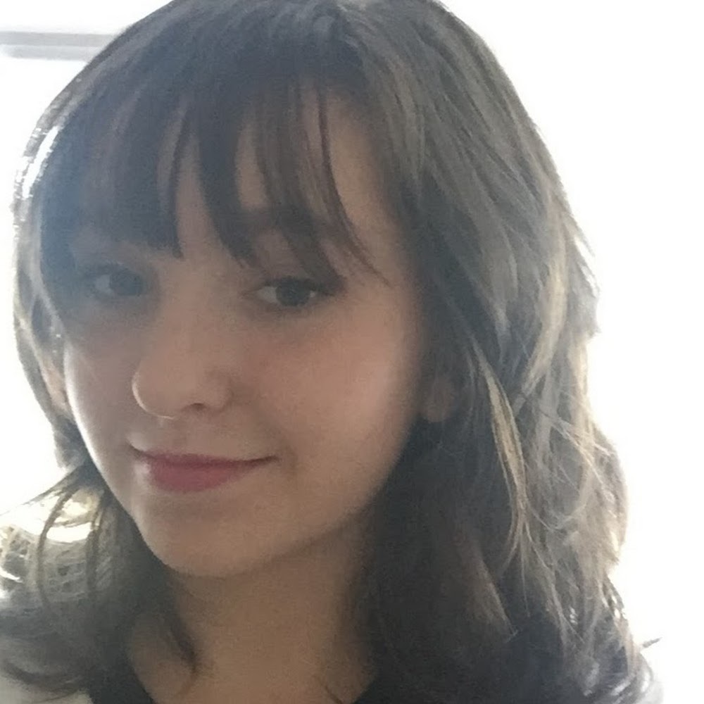 Meet your Posher, Genevieve